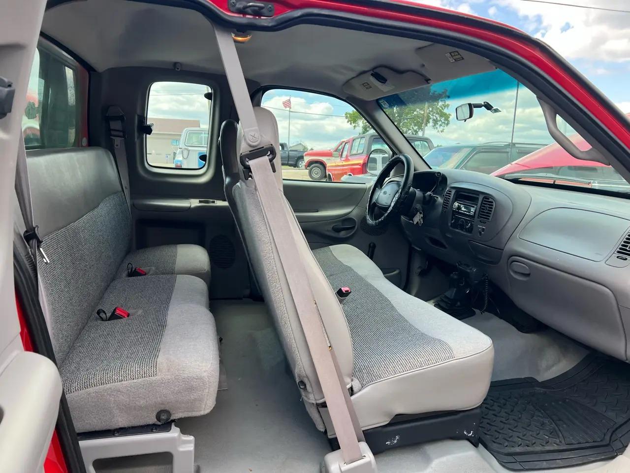 1997 Ford F-150 XL