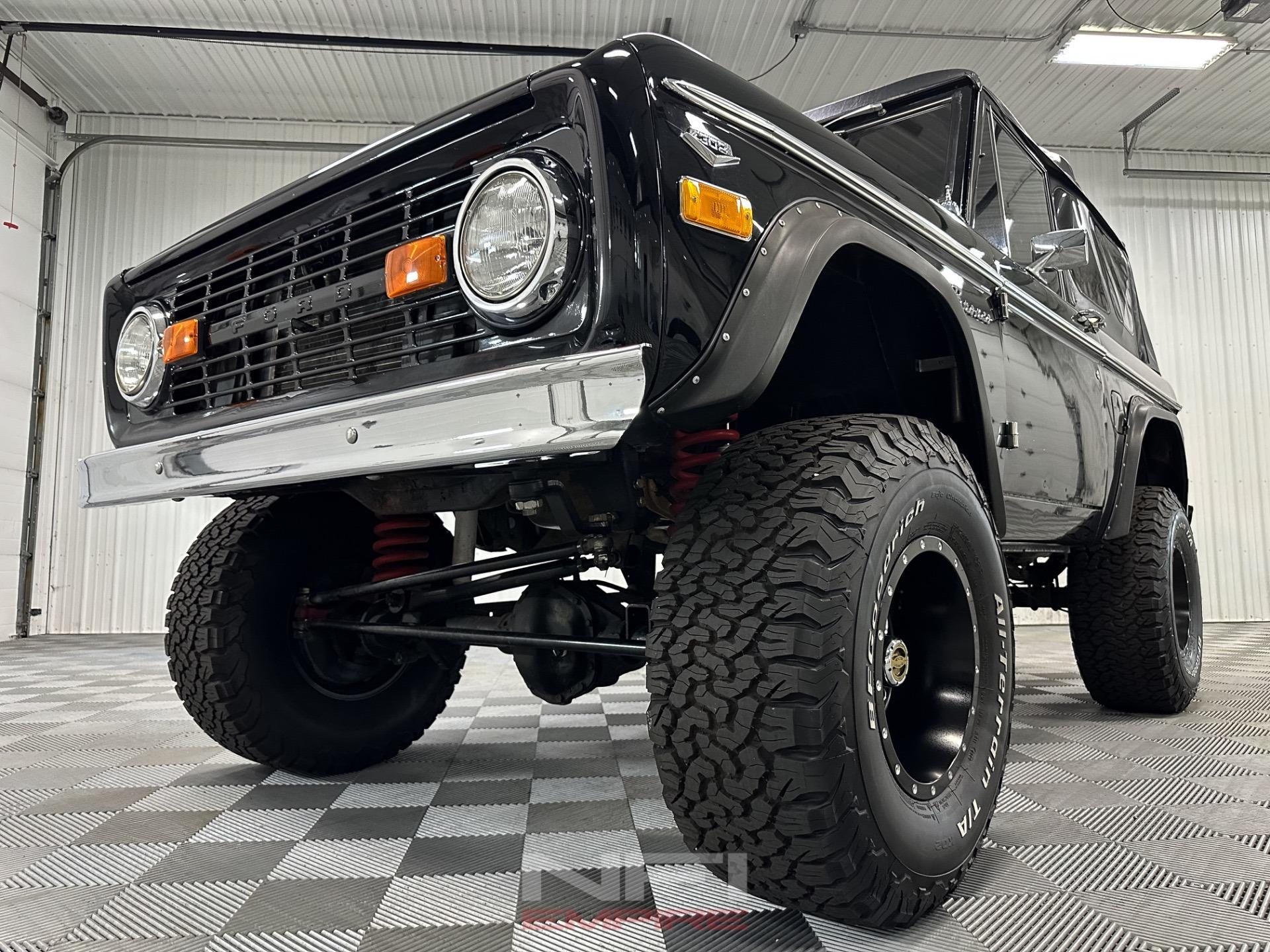 1977 Ford Bronco - 4