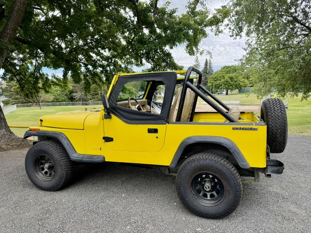 1991 Jeep Wrangler - 3