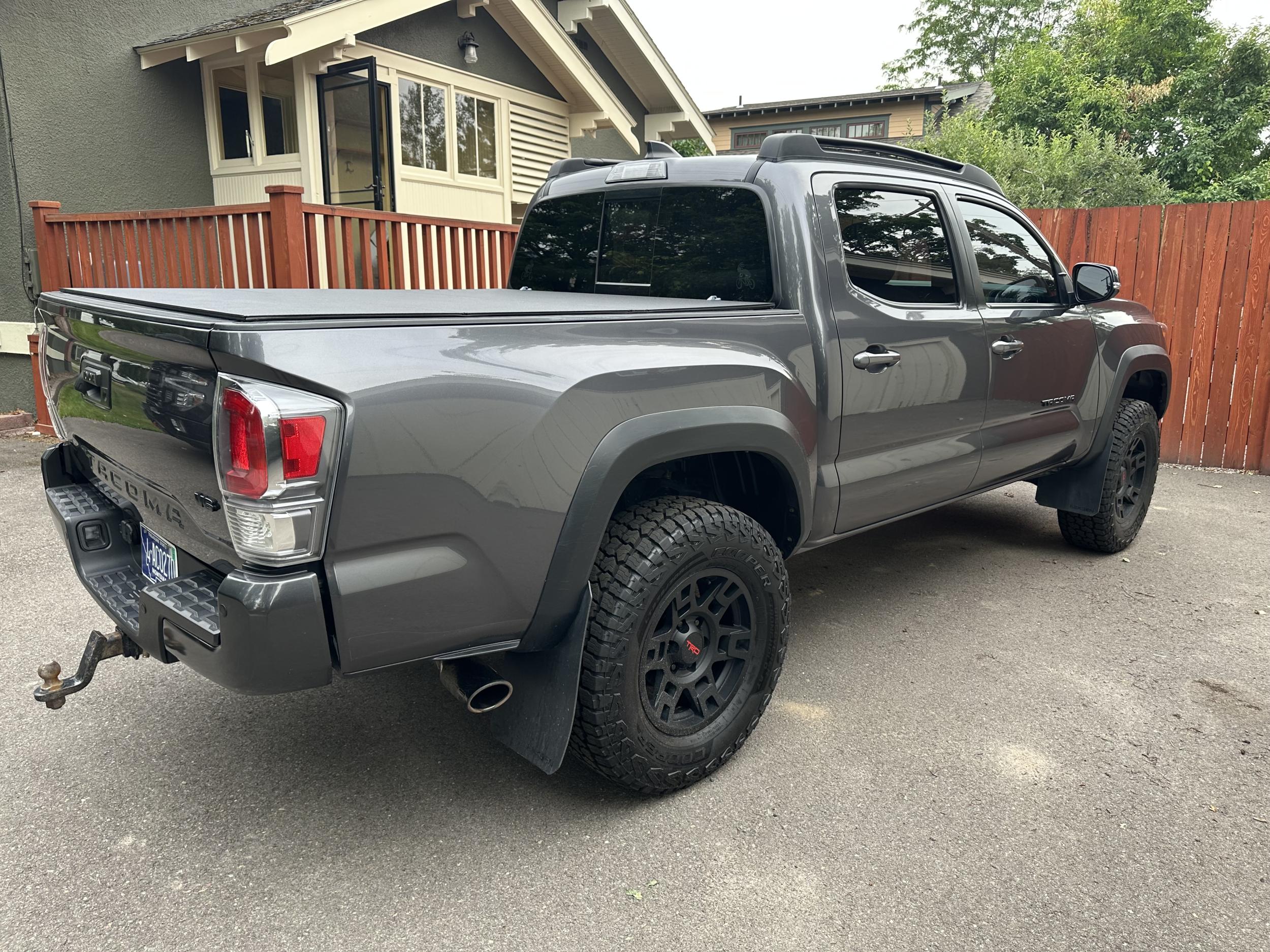 2021 Toyota Tacoma TRD Off-Road - 3
