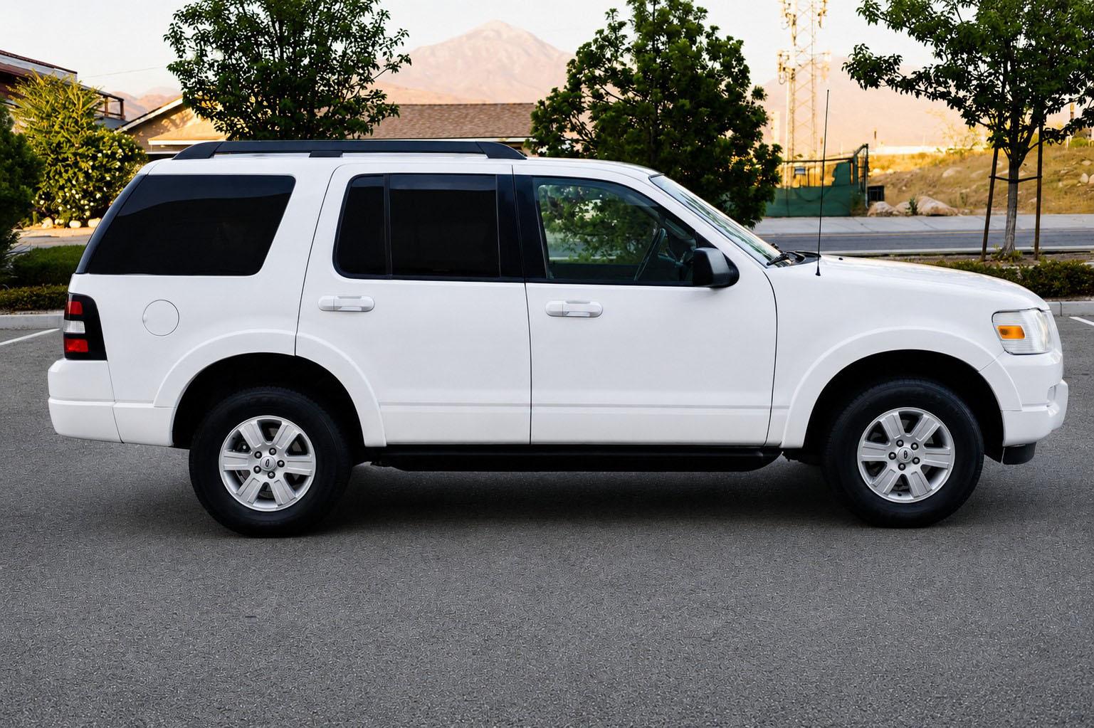 2010 Ford Explorer XLT
