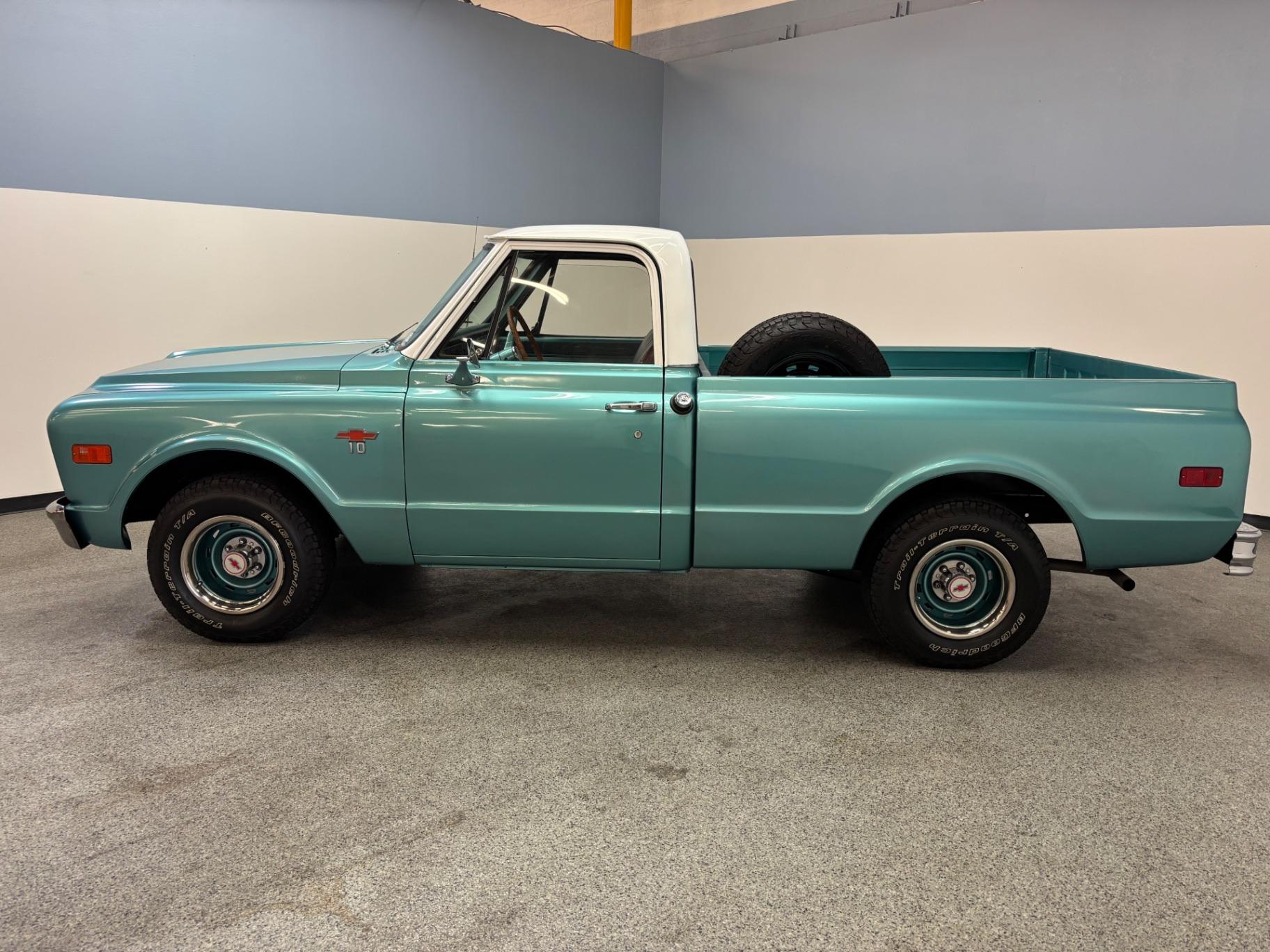 1968 Chevrolet C10 Fleetside - 2