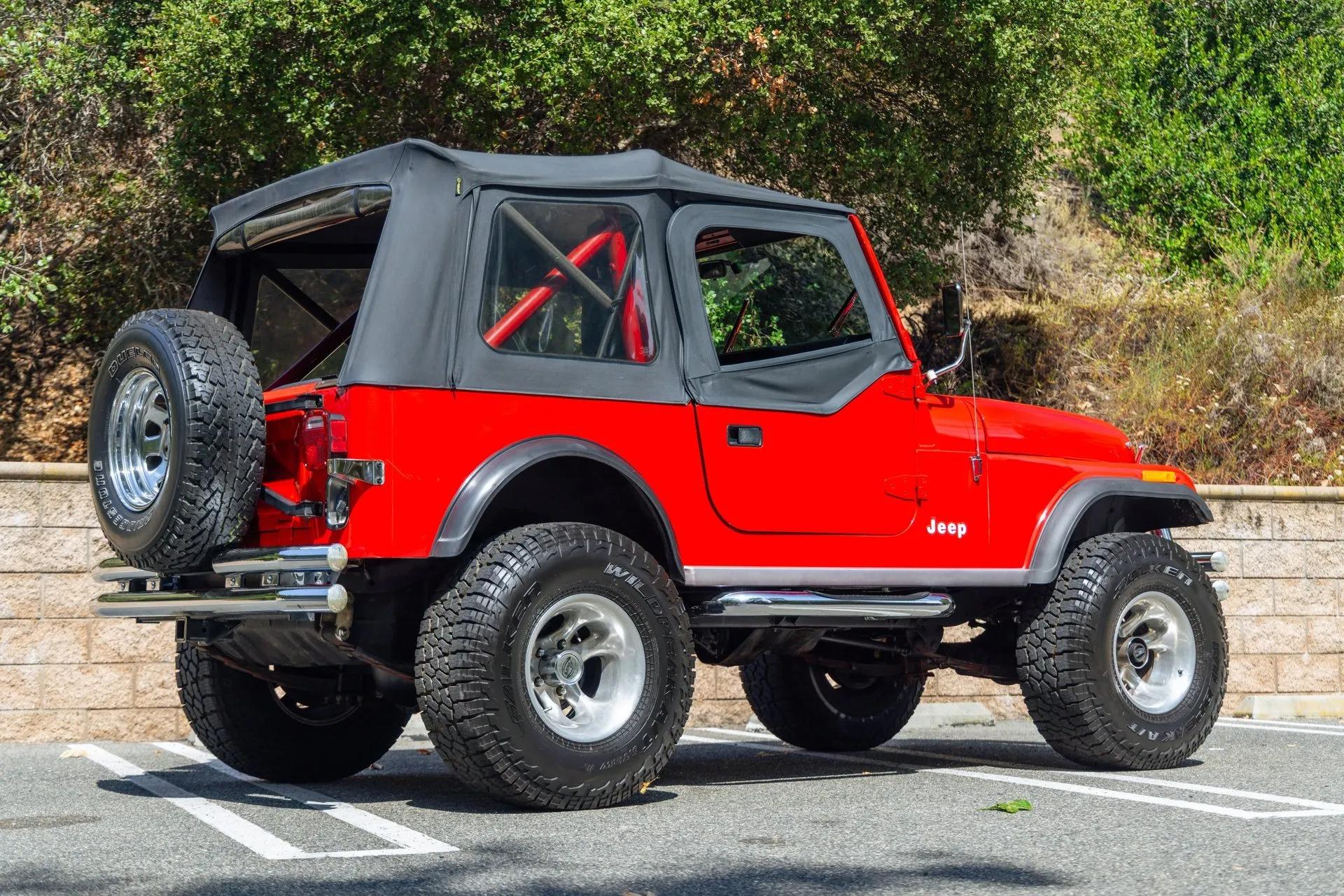 1985 Jeep CJ-7 - 2