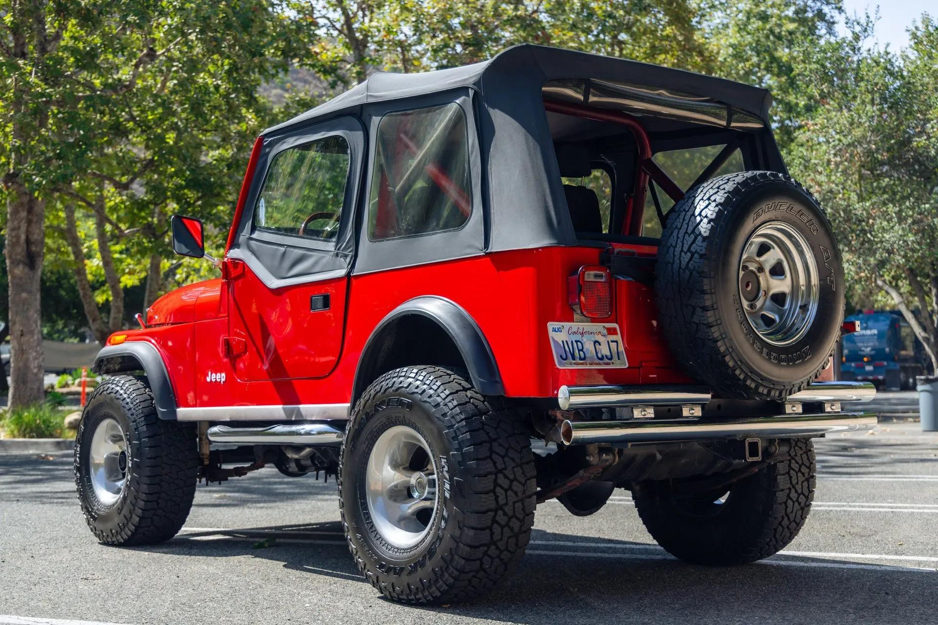 1985 Jeep CJ-7 - 4