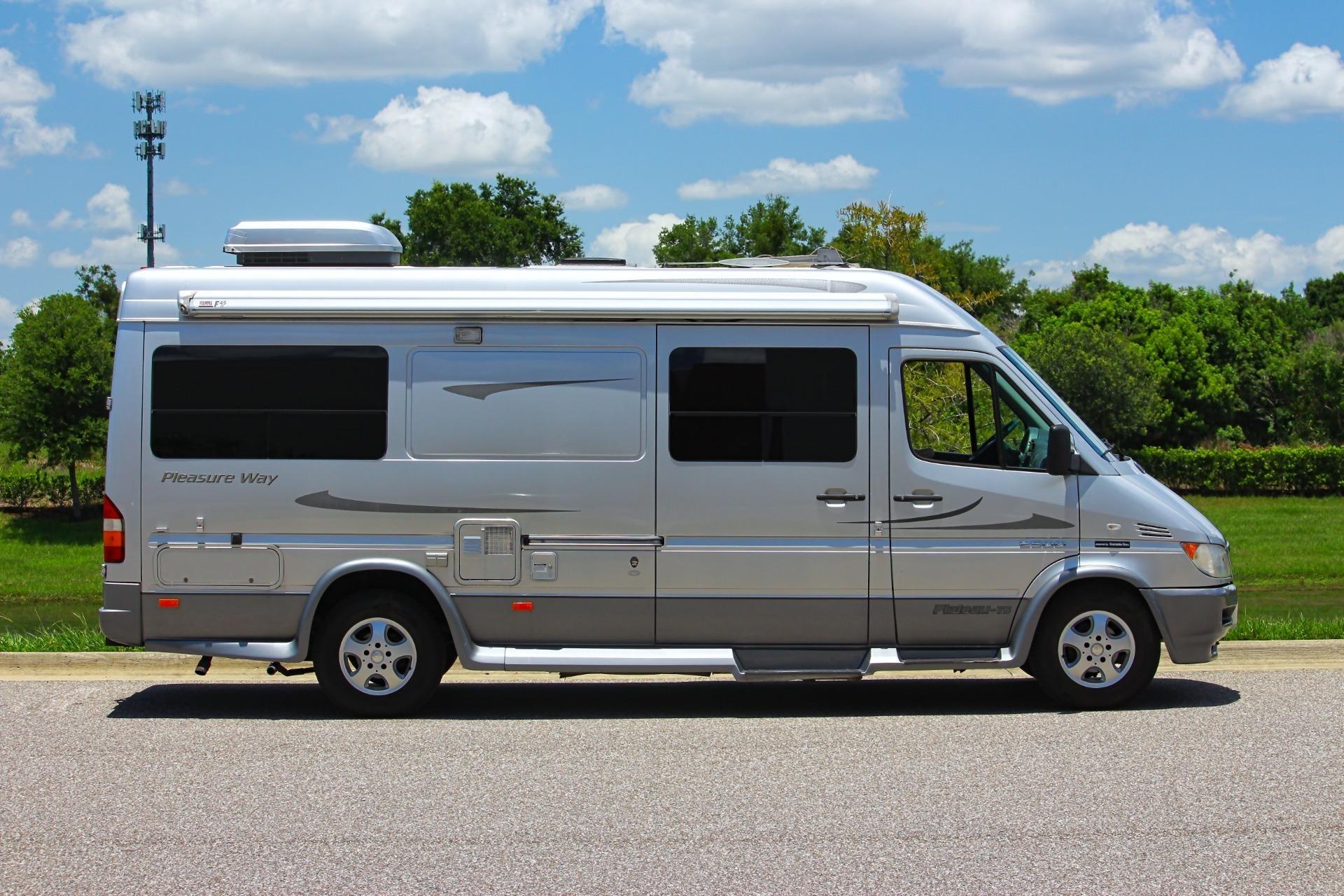 2006 Dodge 2500 Sprinter Camper - 2
