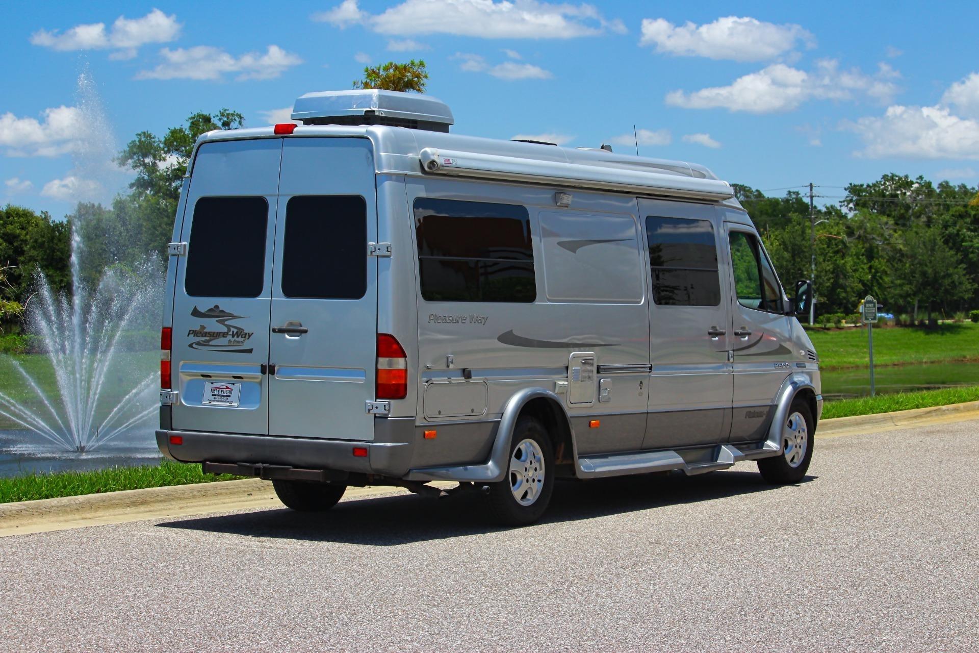 2006 Dodge 2500 Sprinter Camper - 3