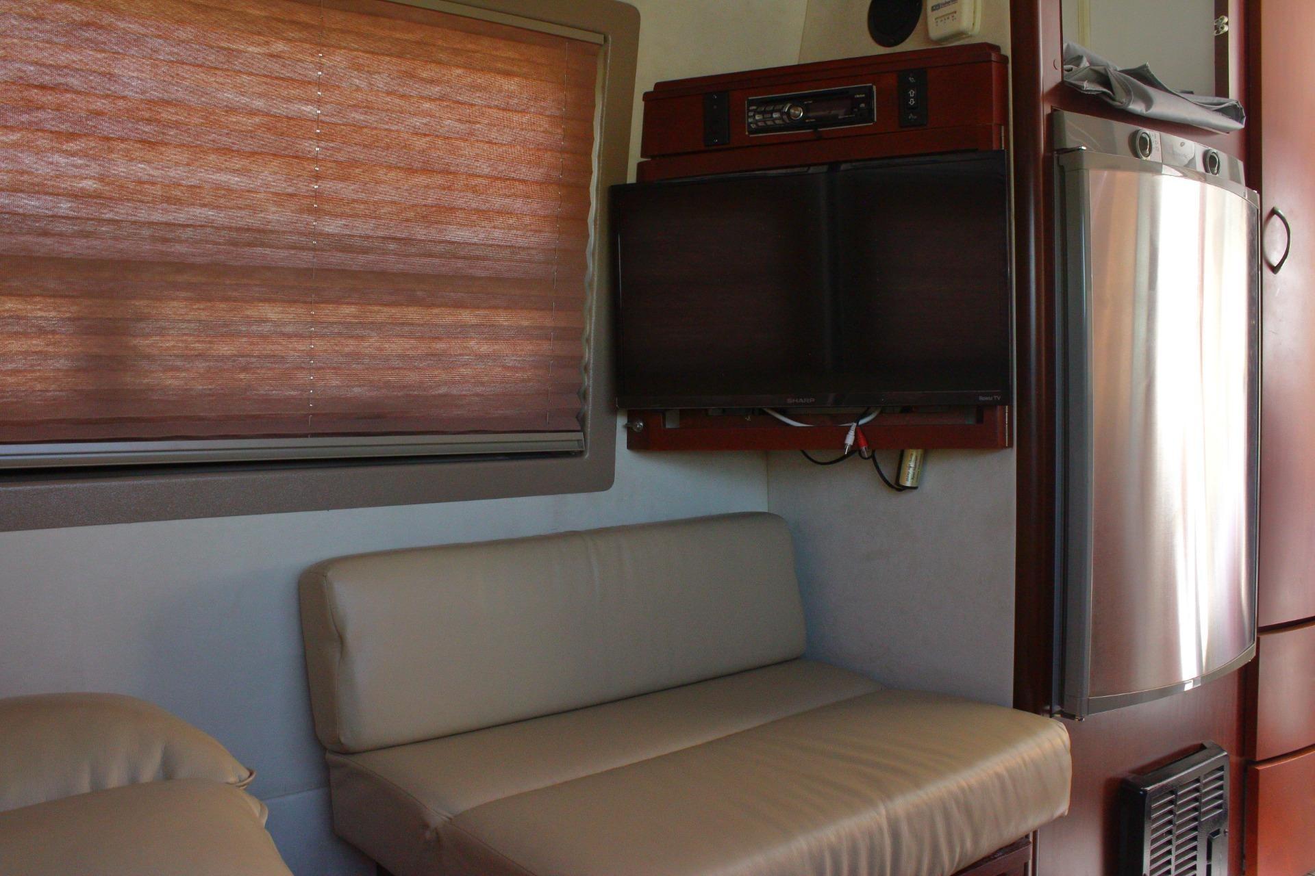 2006 Dodge 2500 Sprinter Camper