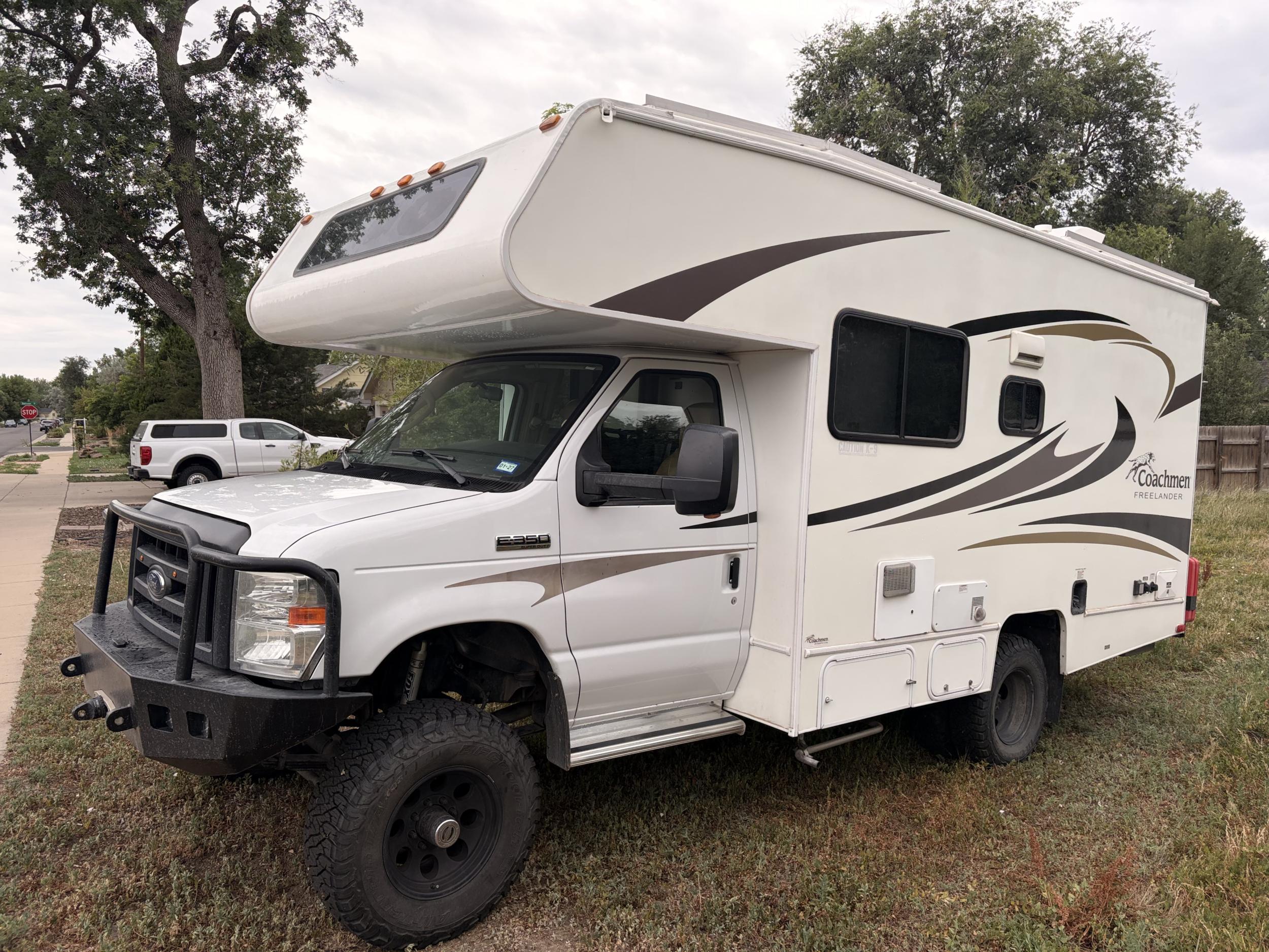 2012 Ford E-350 Coachman Freelander 4x4 - 3