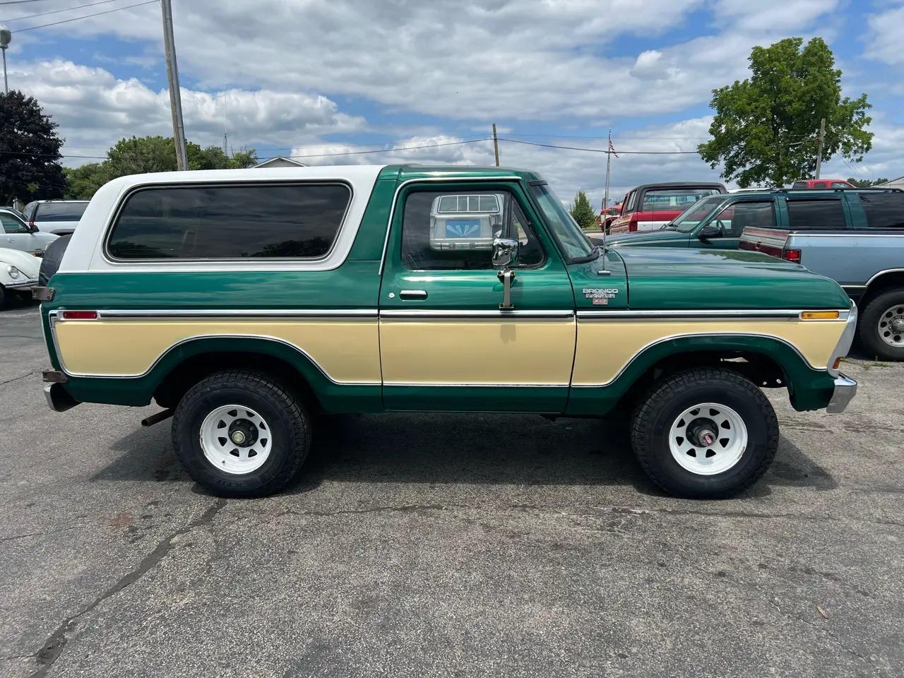 1979 Ford Bronco Ranger XLT - 3