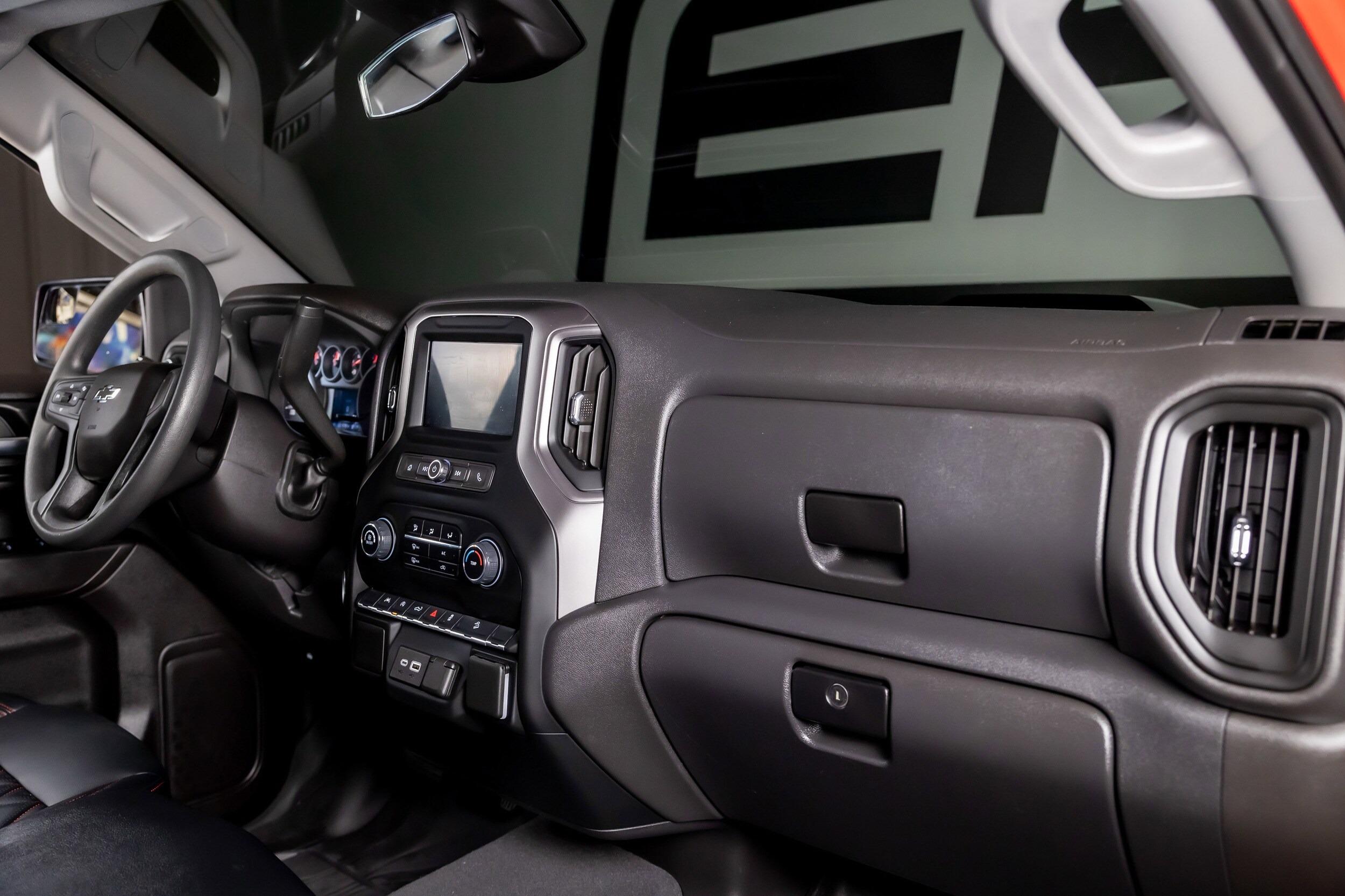 2023 Chevrolet Silverado 1500 Custom Trail Boss