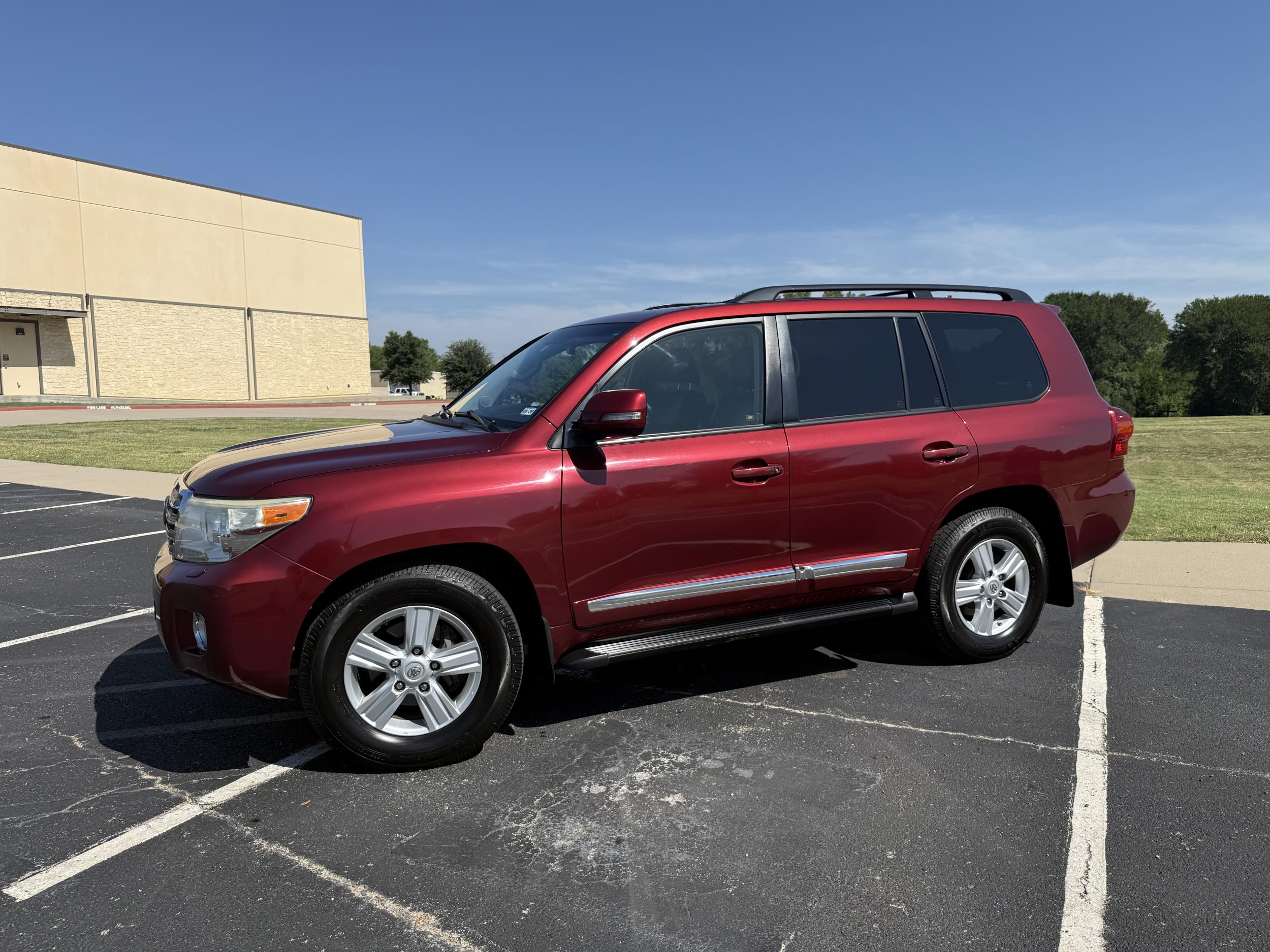 2014 Toyota Land Cruiser - 2