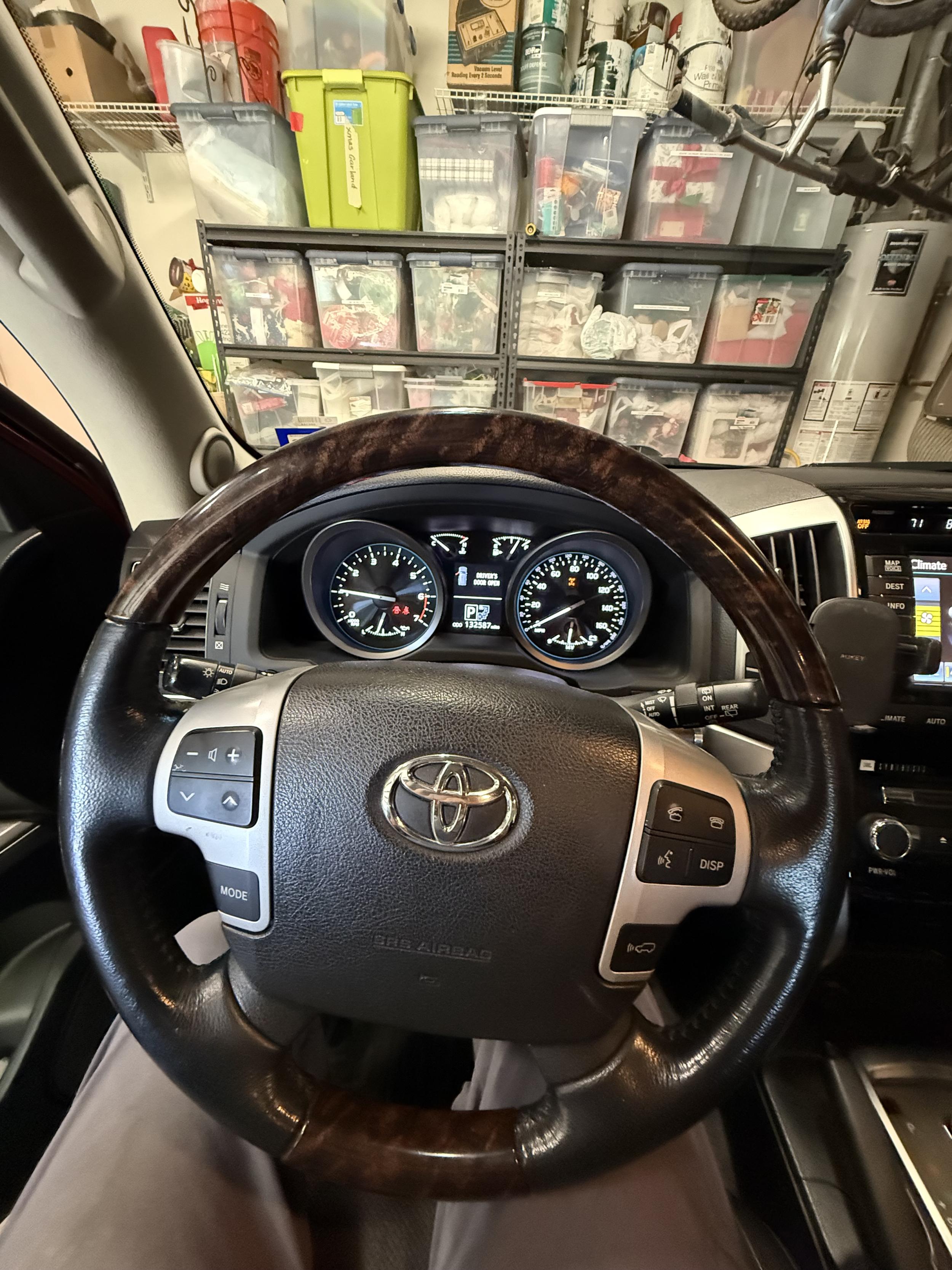 2014 Toyota Land Cruiser