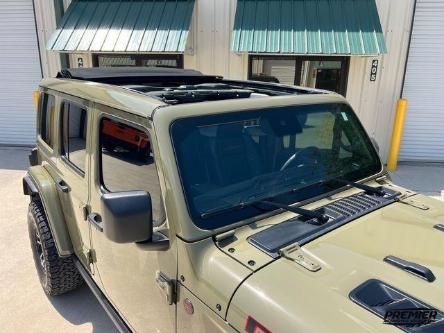 2025 Jeep Wrangler Rubicon X