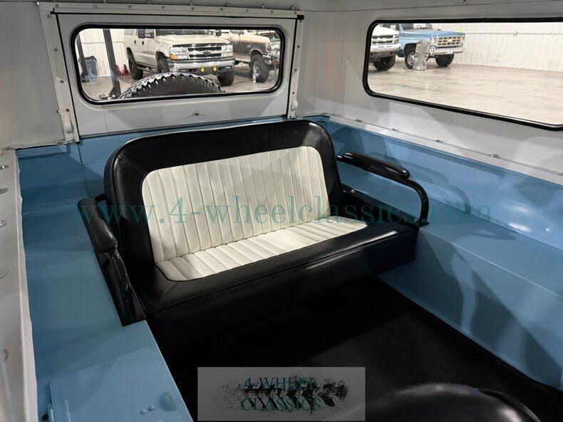 1963 International Scout 80