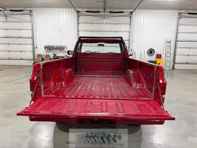 1985 Chevrolet K-30 M1008 Military Pickup