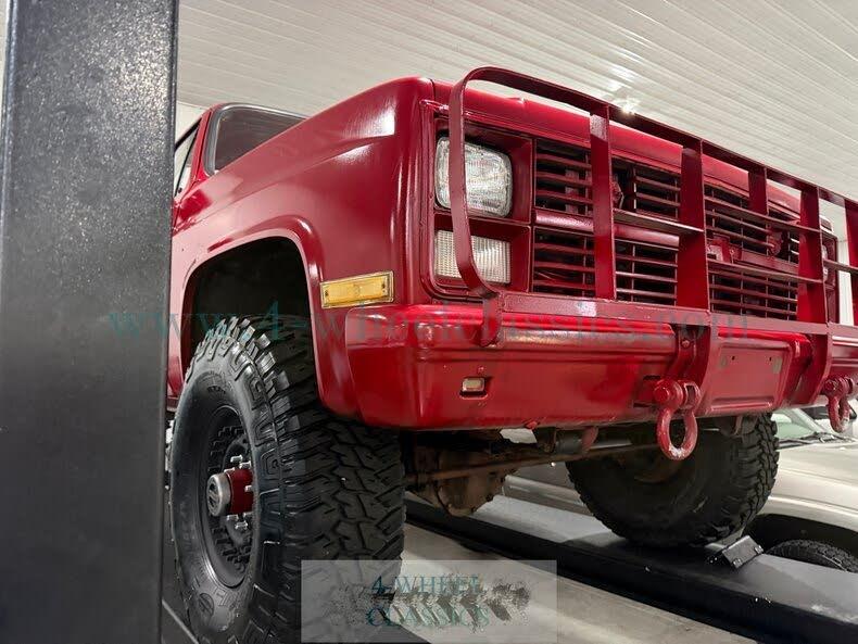 1985 Chevrolet K-30 M1008 Military Pickup