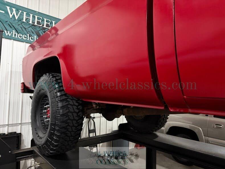 1985 Chevrolet K-30 M1008 Military Pickup