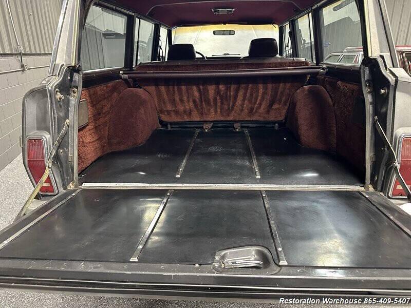 LS-Powered 1987 Jeep Grand Wagoneer