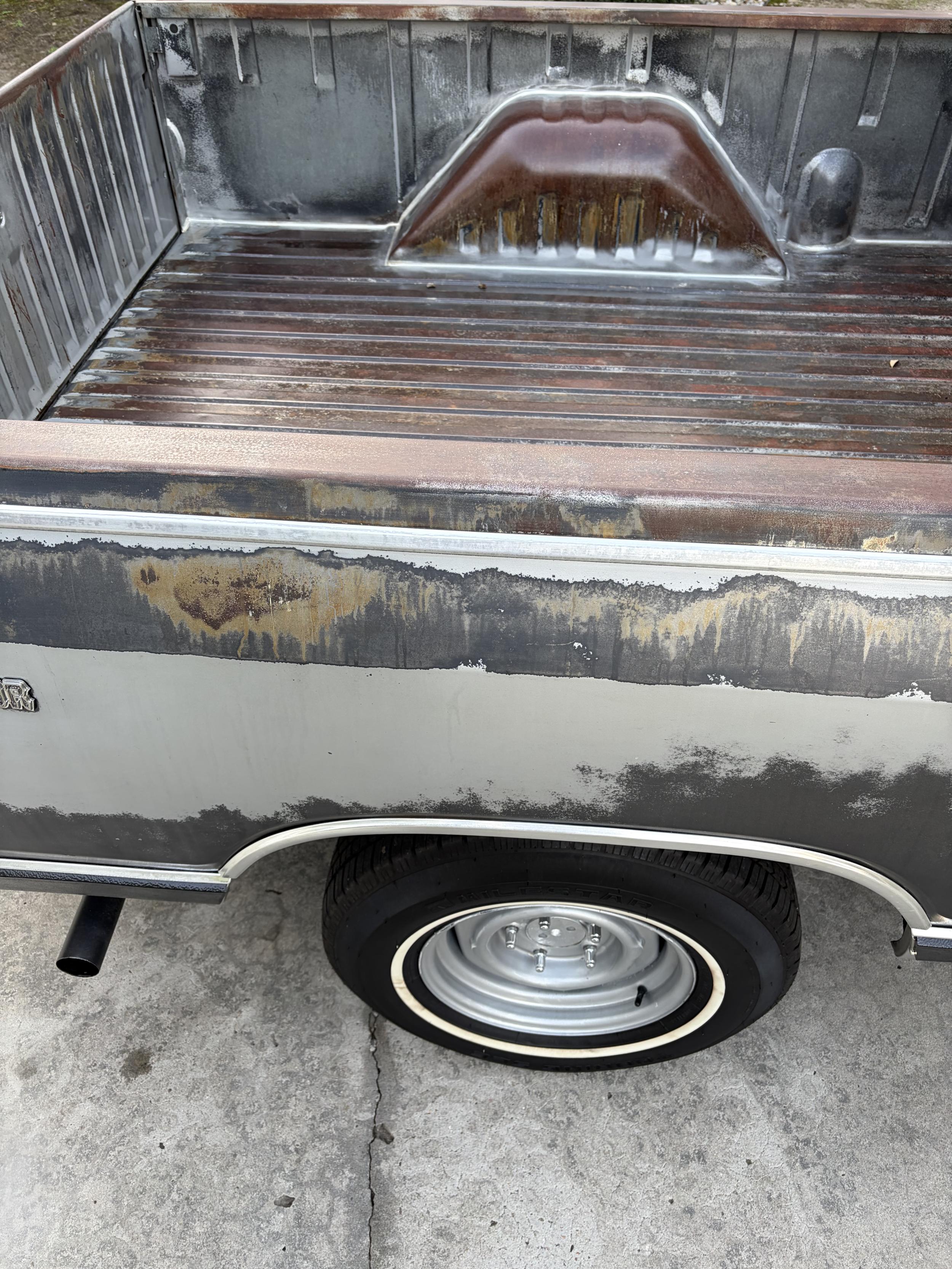 1985 Dodge D150 Royal SE Prospector - 3