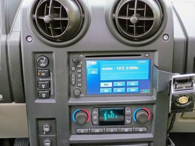 2005 HUMMER H2