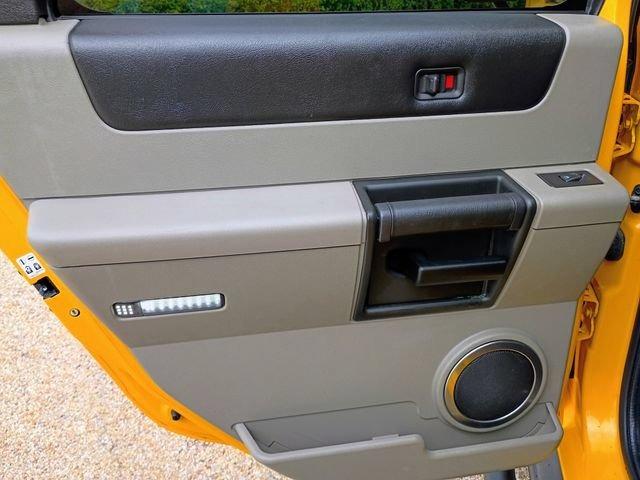 2005 HUMMER H2