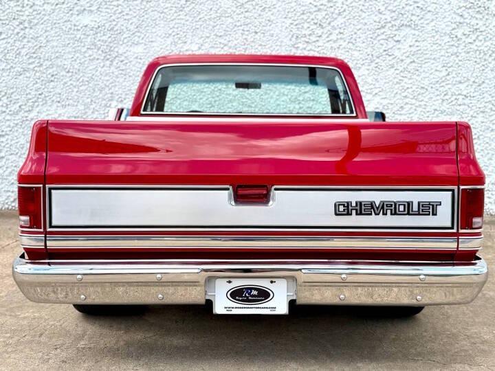 1985 Chevy C10 Silverado Show Truck