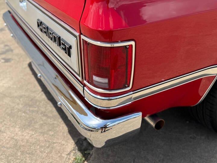 1985 Chevy C10 Silverado Show Truck