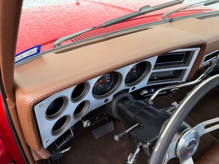 1985 Chevy C10 Silverado Show Truck