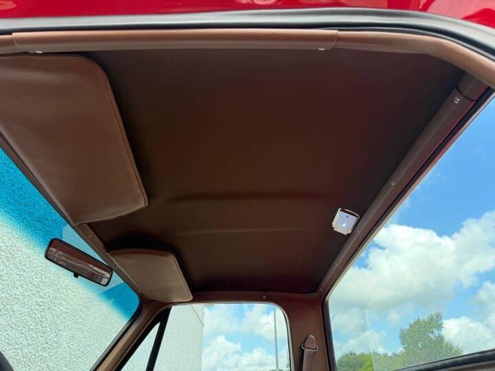 1985 Chevy C10 Silverado Show Truck