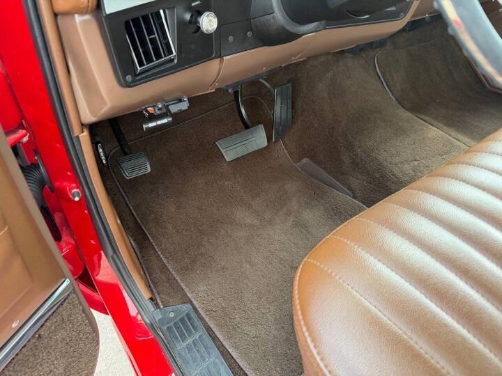 1985 Chevy C10 Silverado Show Truck