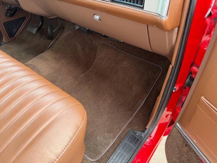 1985 Chevy C10 Silverado Show Truck