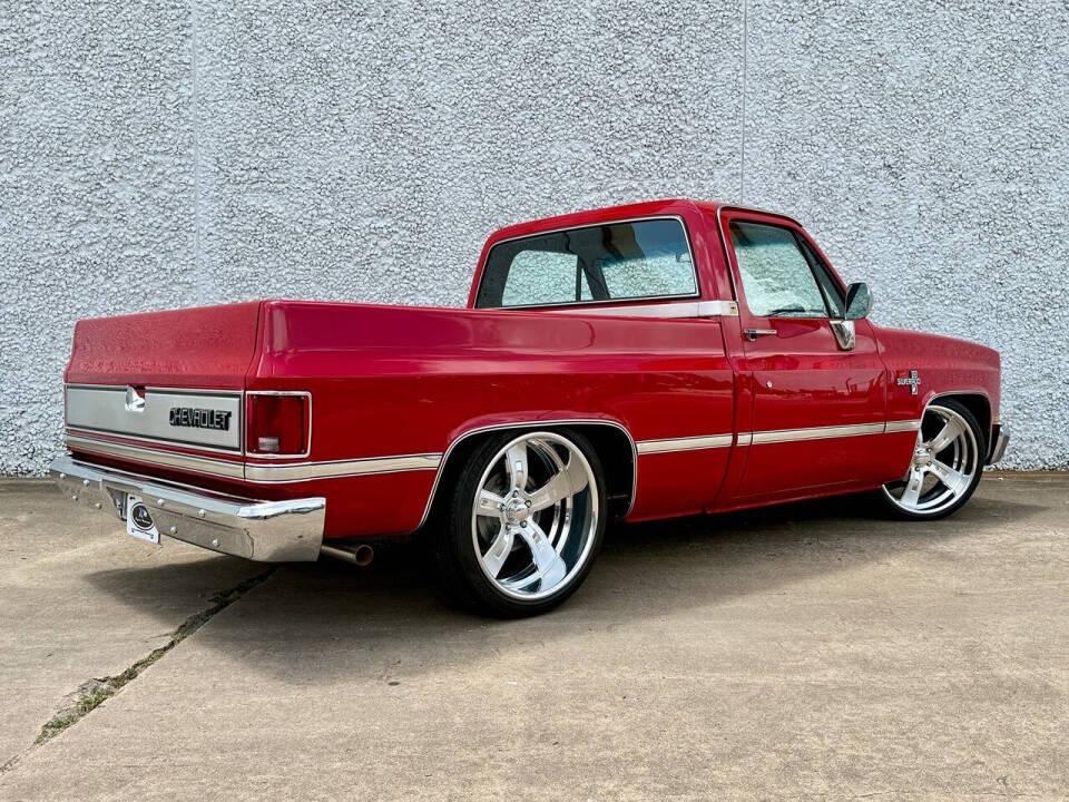 1985 Chevy C10 Silverado Show Truck