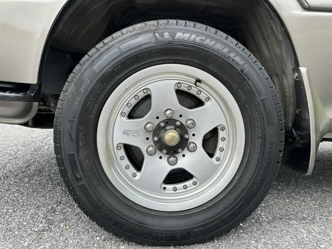 1998 Toyota HiAce Super Custom Limited