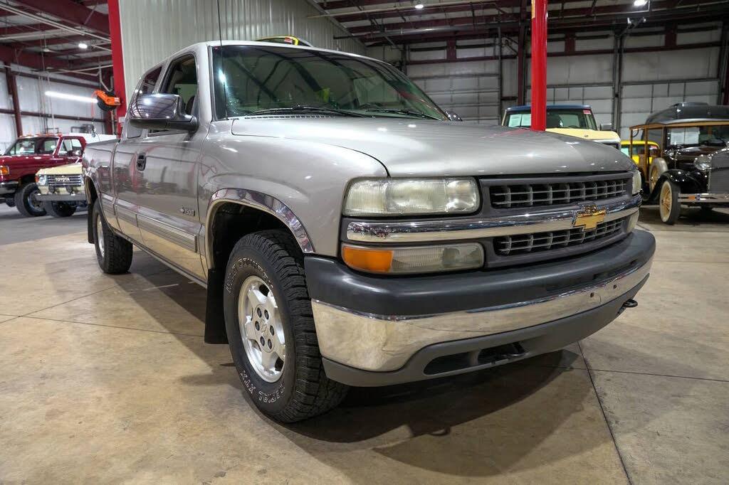 2000 Chevrolet Silverado 1500 LS
