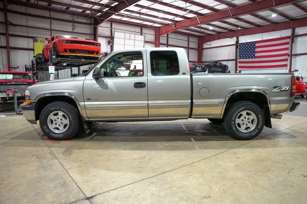 2000 Chevrolet Silverado 1500 LS - 4