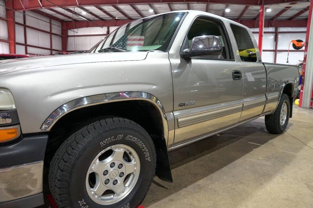 2000 Chevrolet Silverado 1500 LS