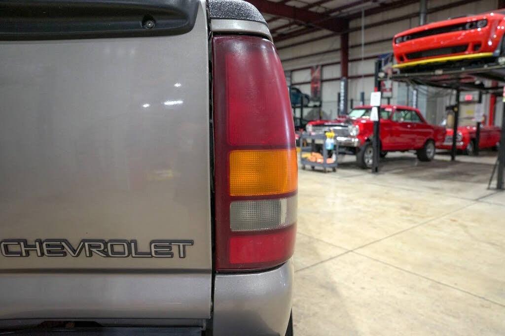 2000 Chevrolet Silverado 1500 LS