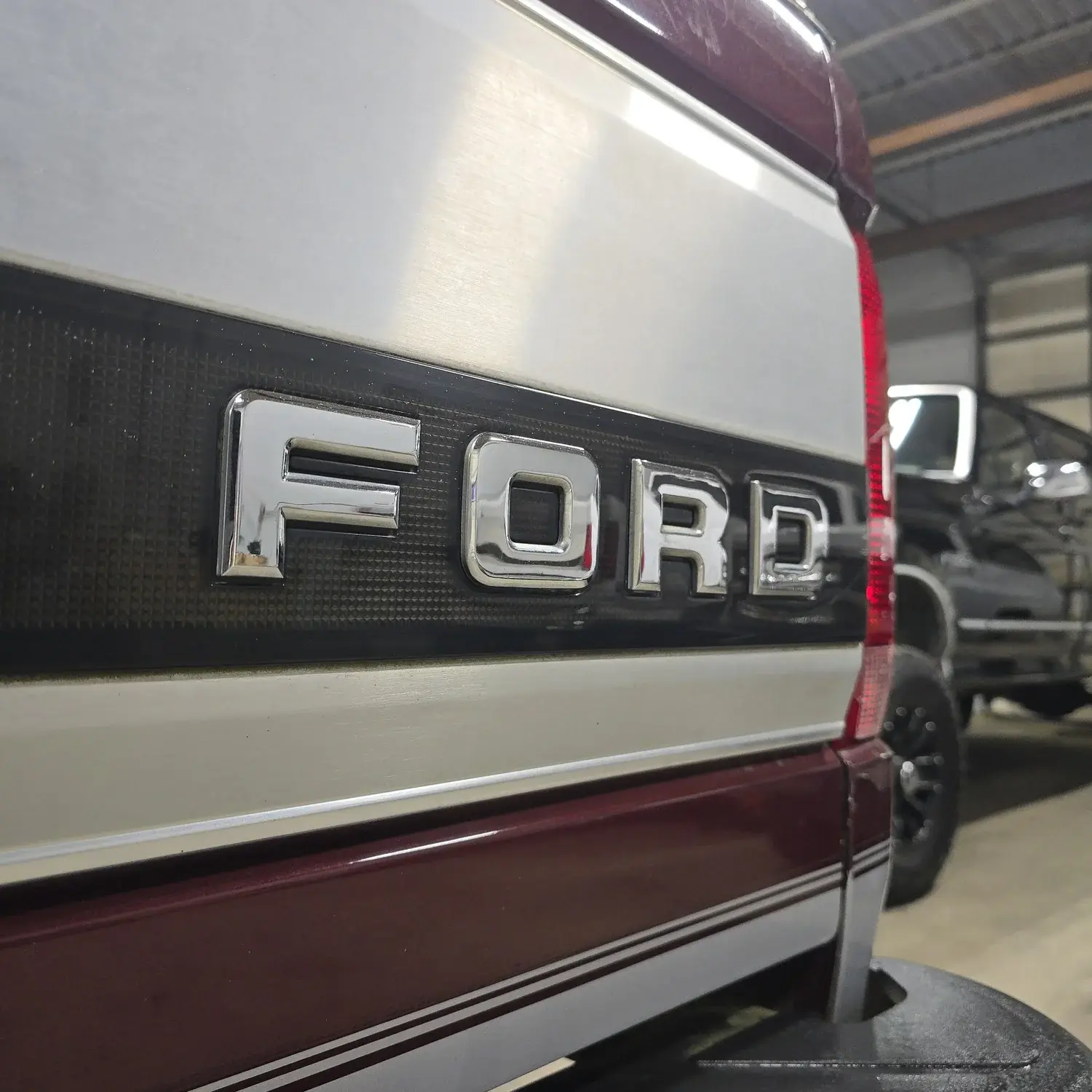 1996 Ford F-150 XLT