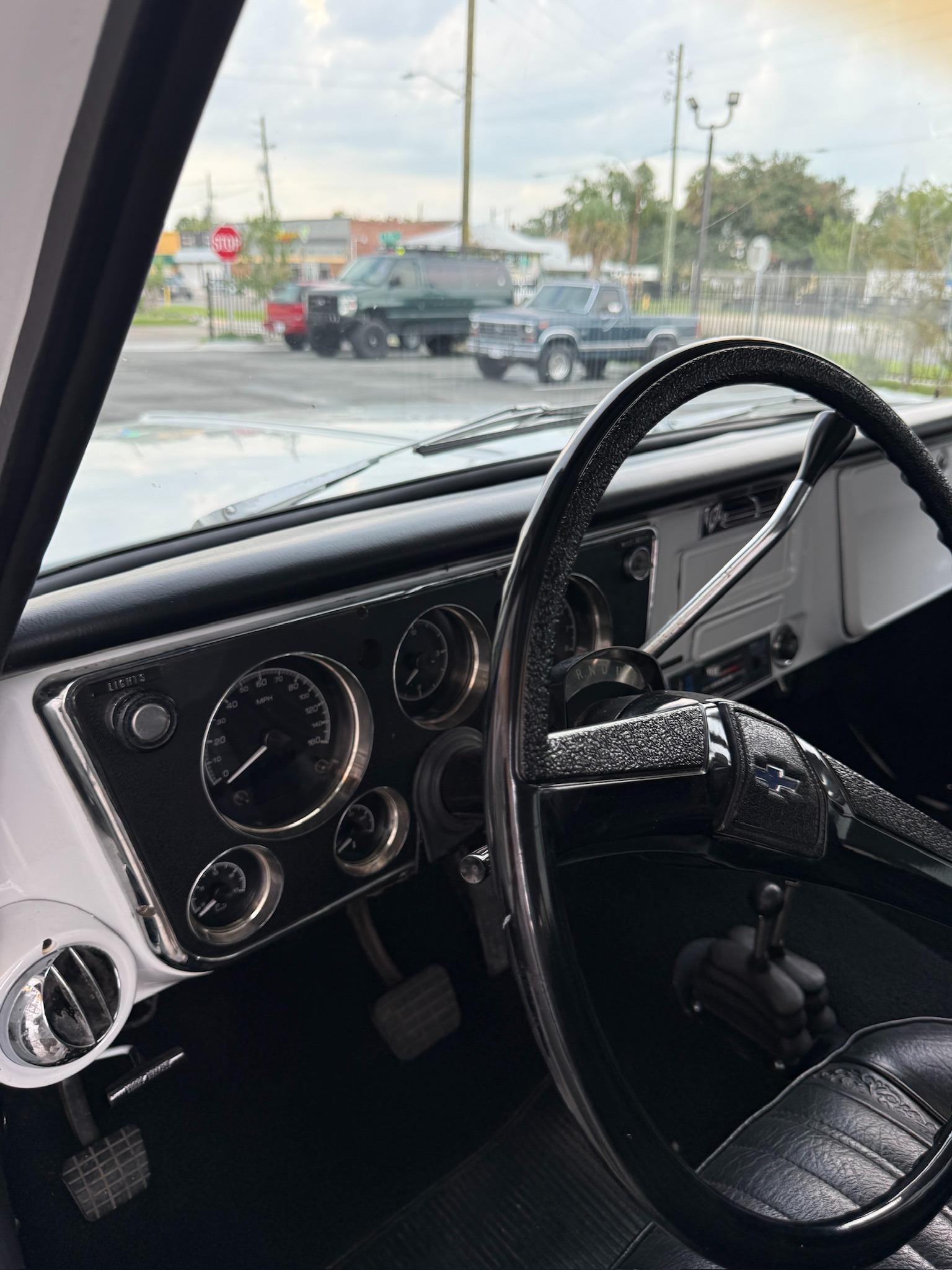 LS-Powered 1972 Chevrolet Suburban