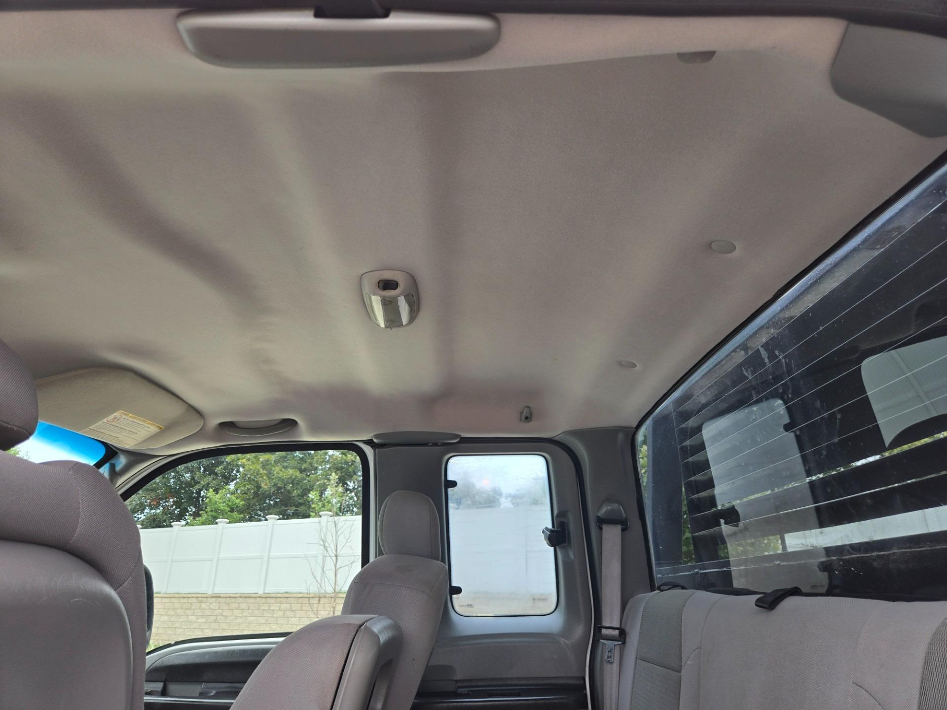 2006 Ford F-350 XLT Work Truck