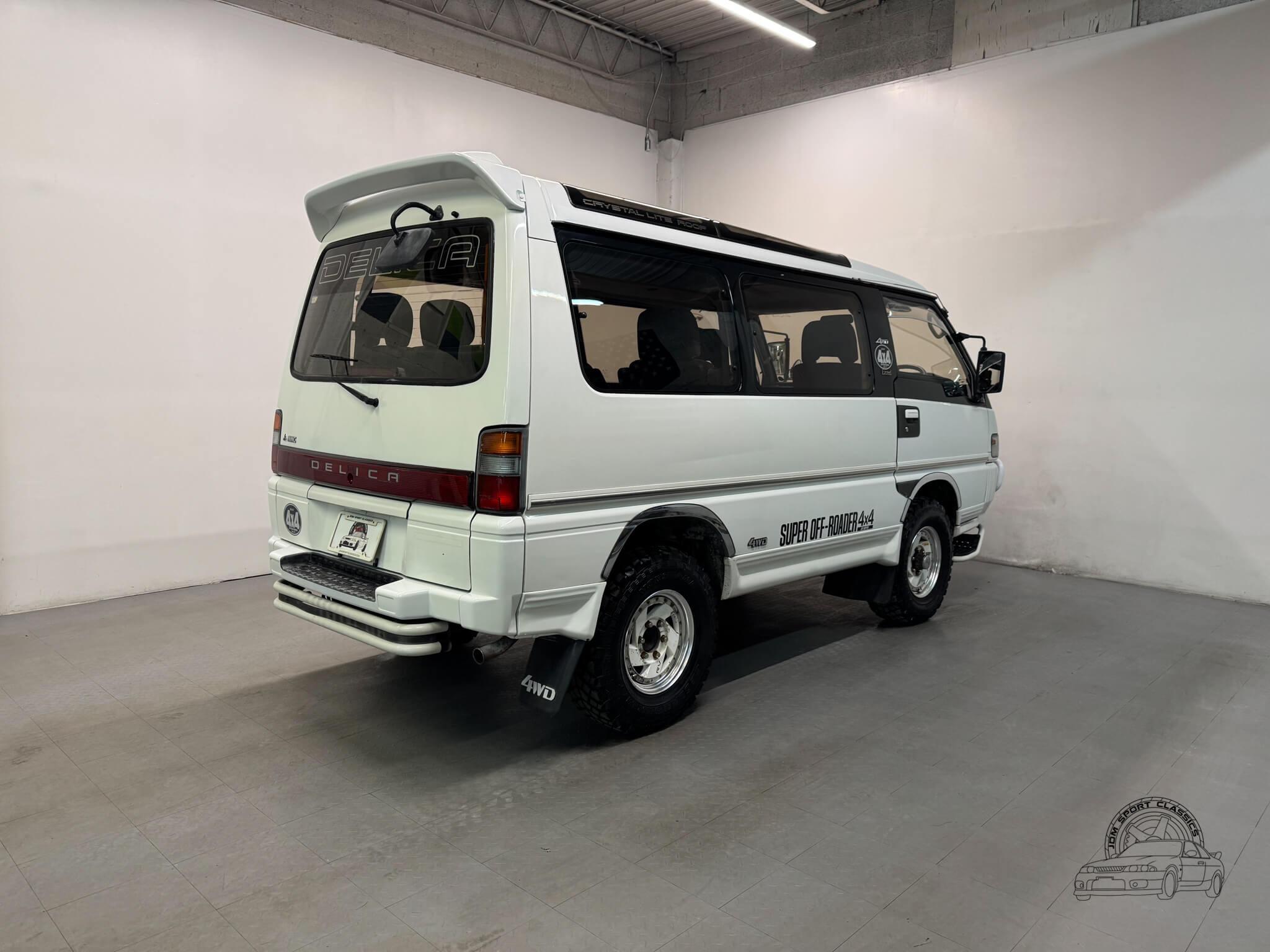 1991 Mitsubishi Delica Starwagon Exceed - 4