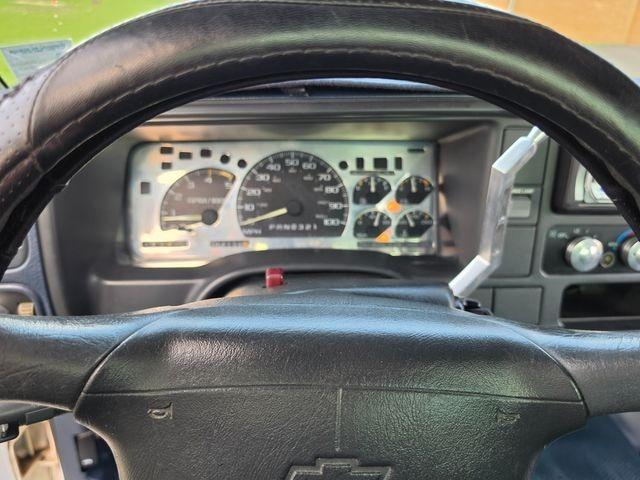 1995 Chevrolet C1500 Cheyenne Stepside
