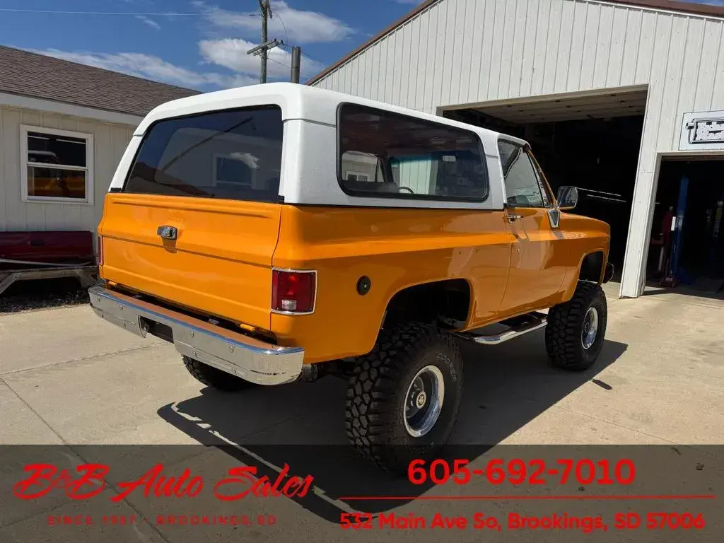 LS-Powered 1975 GMC Jimmy Custom