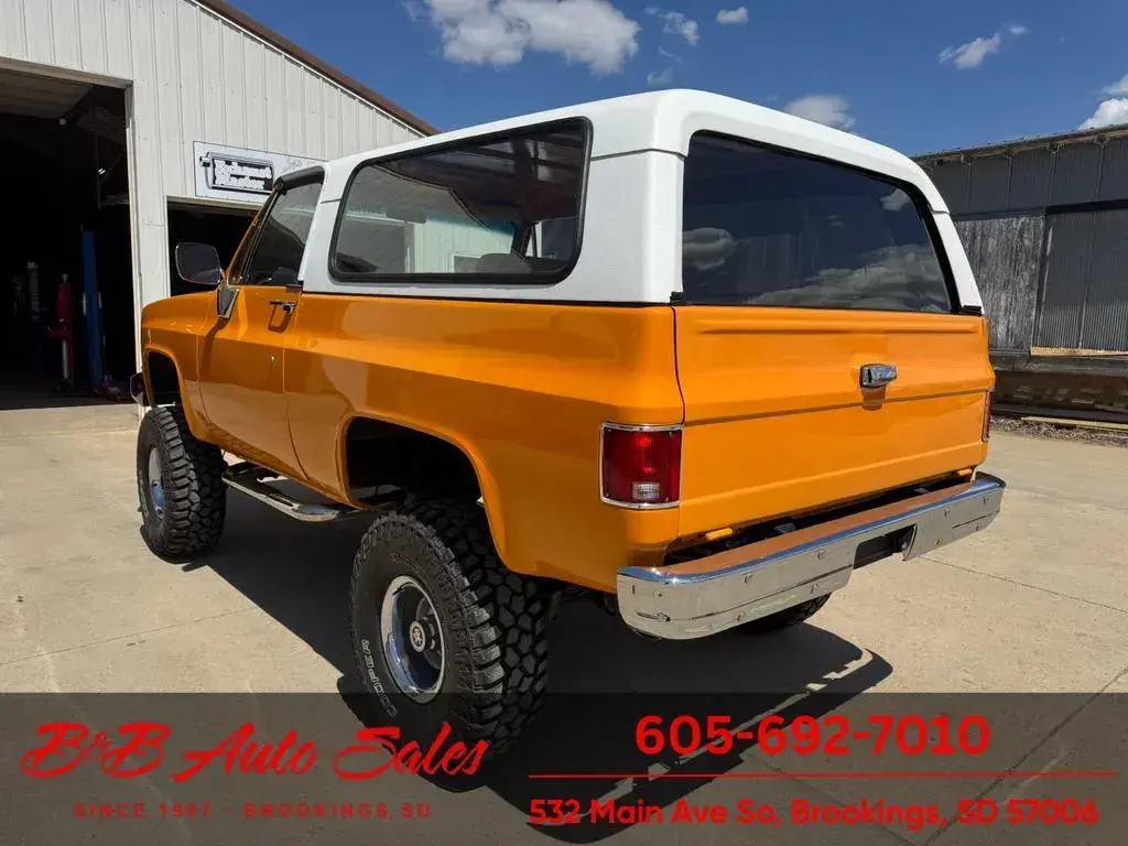 LS-Powered 1975 GMC Jimmy Custom