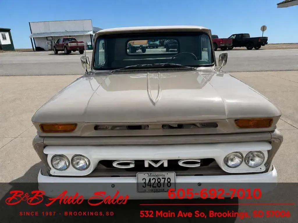 1962 GMC C10 Pickup - 3