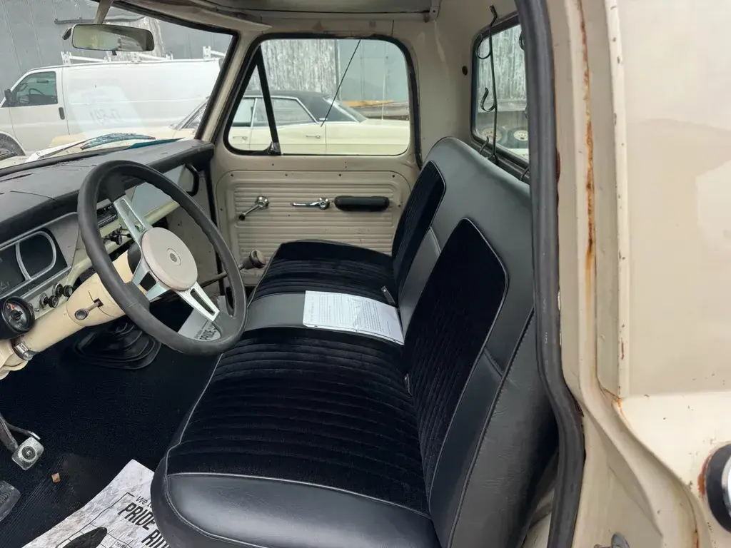 1967 Ford F-100