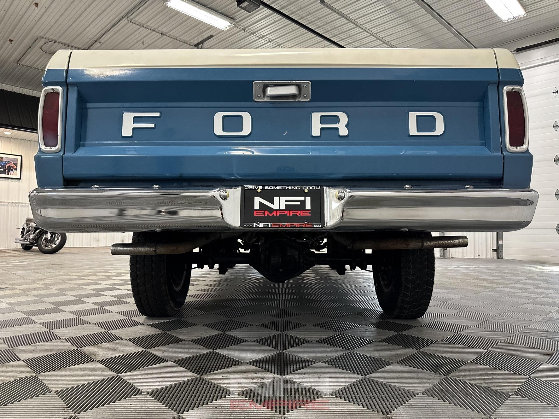 1965 Ford F-250 Custom Cab