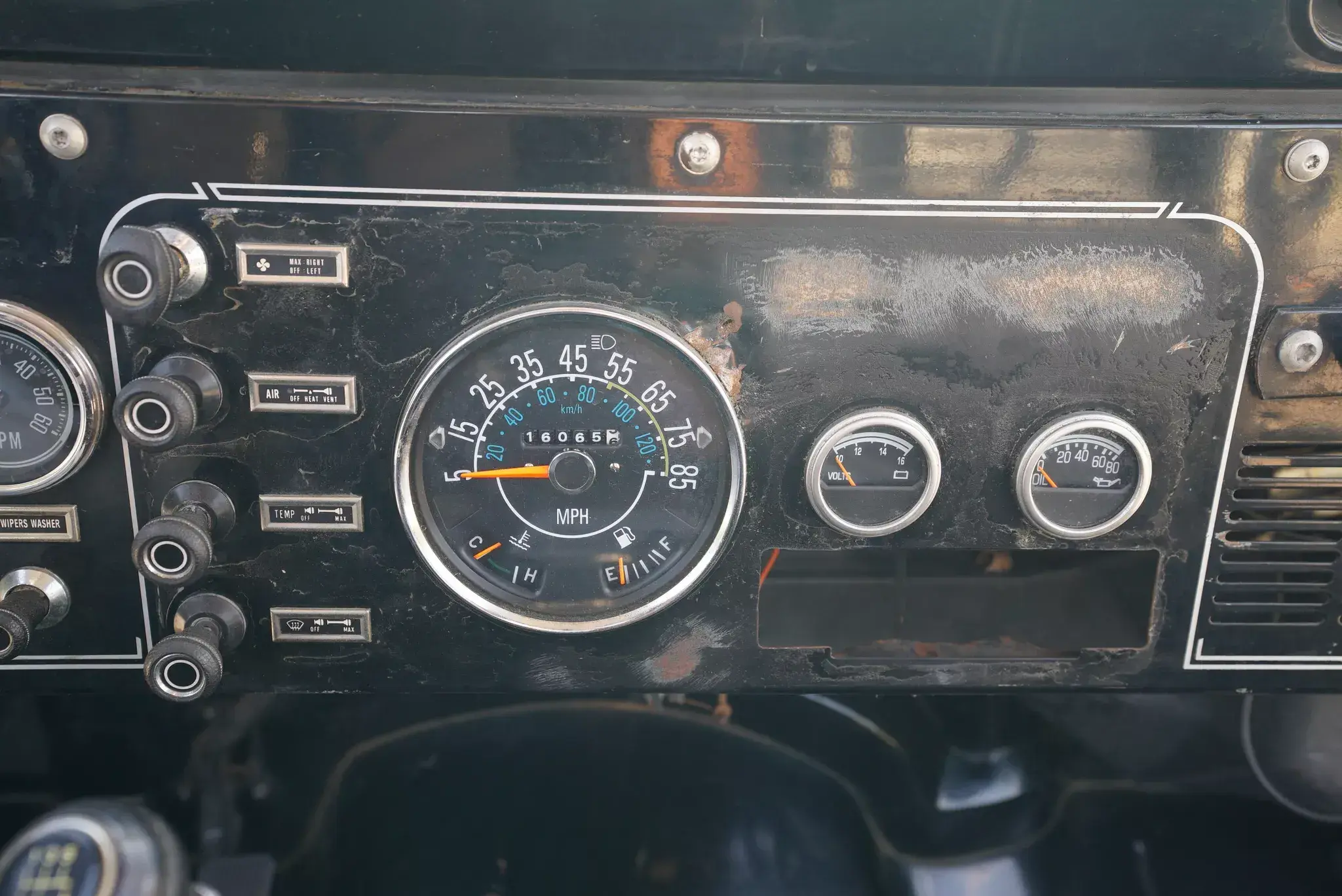 1984 Jeep CJ-7 Laredo