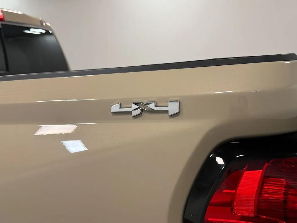 2023 GMC Canyon Elevation