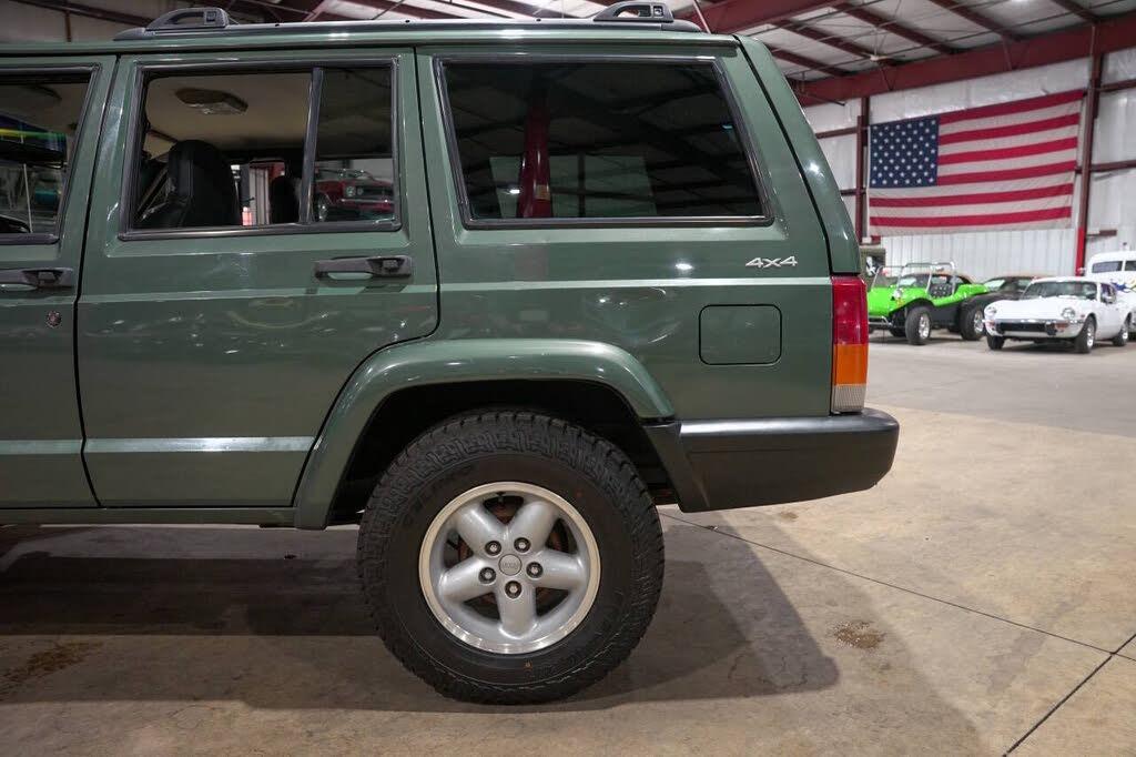 2000 Jeep Cherokee Sport - 4